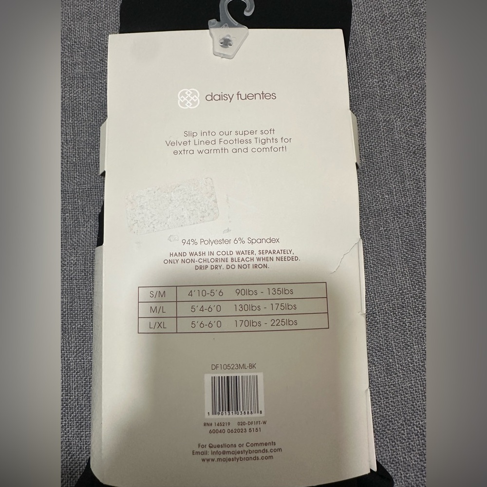 Daisy Fuentes Velvet Lined Footless Tights New M/L - Picture 3 of 4